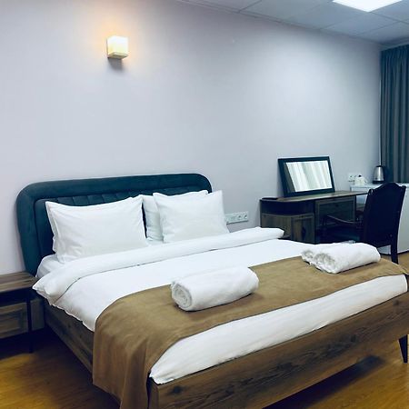 Hotel Four Seasons تبليسي المظهر الخارجي الصورة