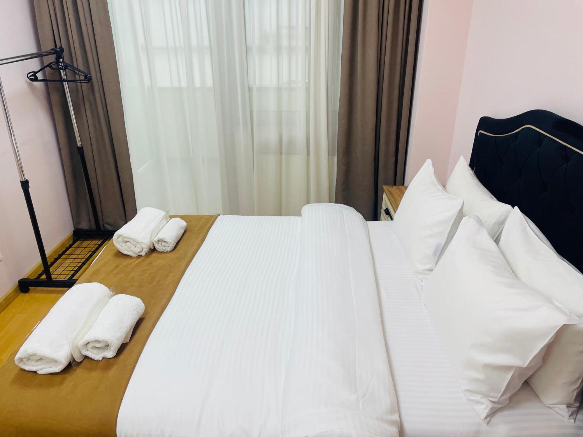 Hotel Four Seasons تبليسي المظهر الخارجي الصورة